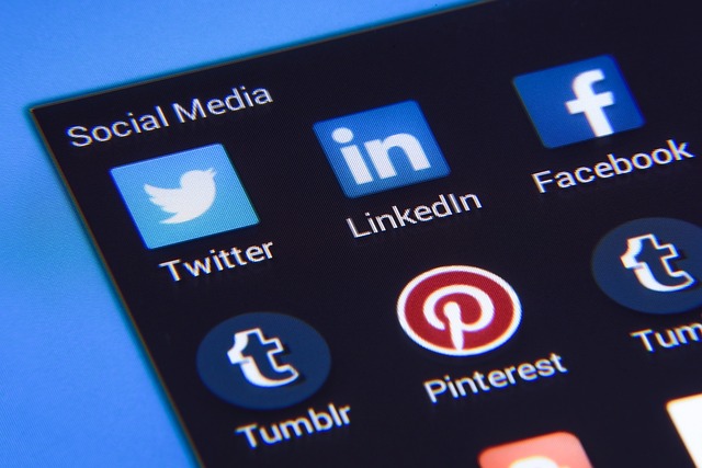 Maximizing Social Media Presence with Hootsuite